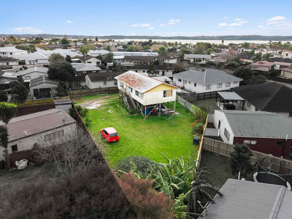 Photos of 42 Beach Road