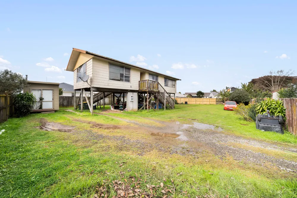 Photos of 42 Beach Road