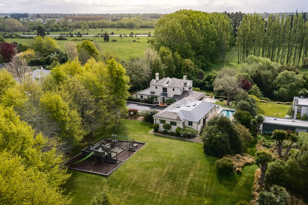 Photos of 64 Johns Road