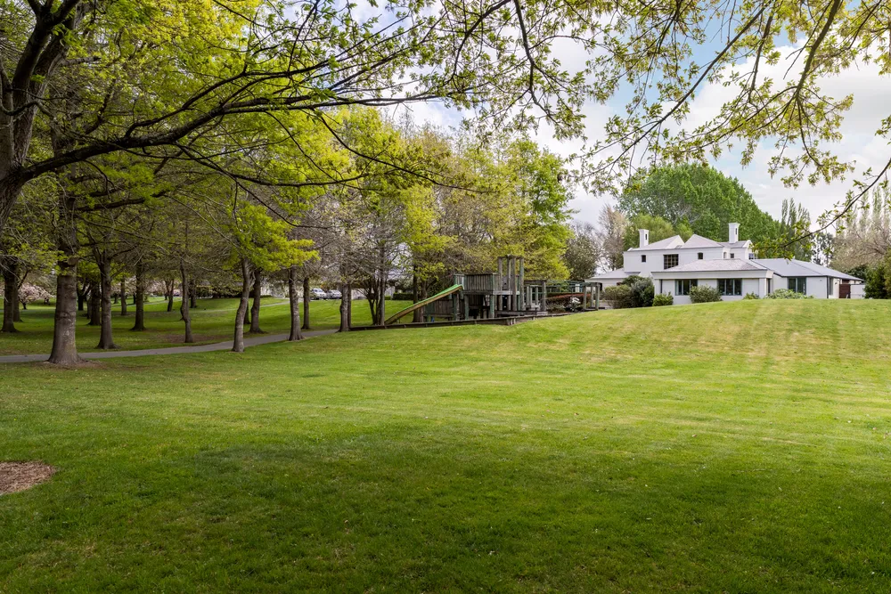 Photos of 64 Johns Road