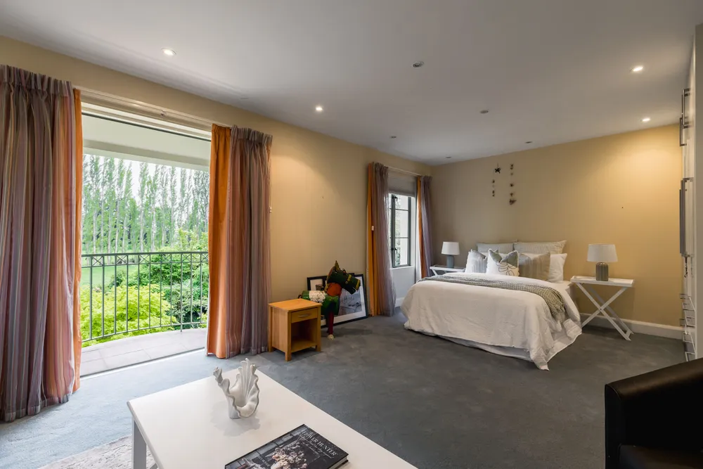 Photos of 64 Johns Road