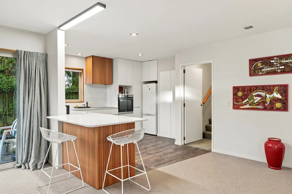 Photos of 140A Blighs Road