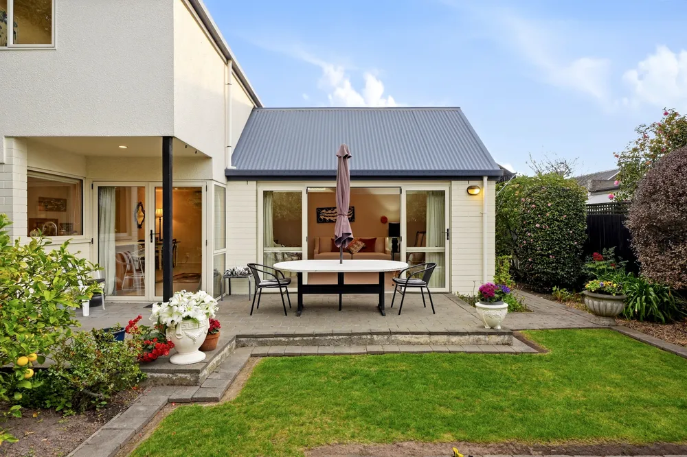 Photos of 140A Blighs Road