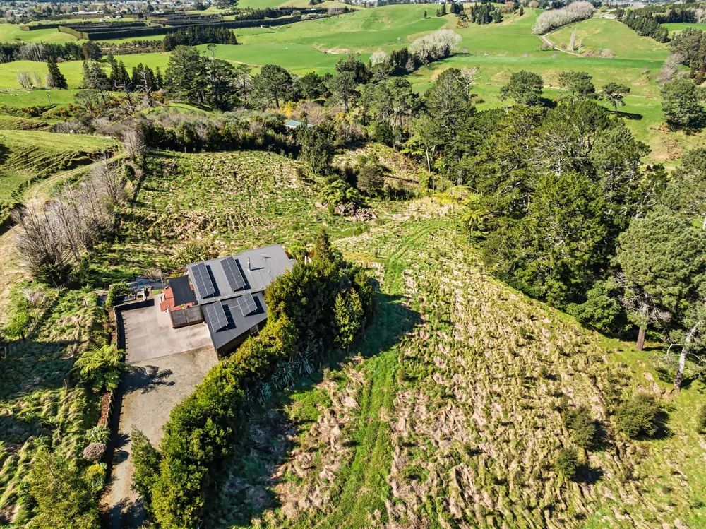 Photos of 193 Lindemann Road