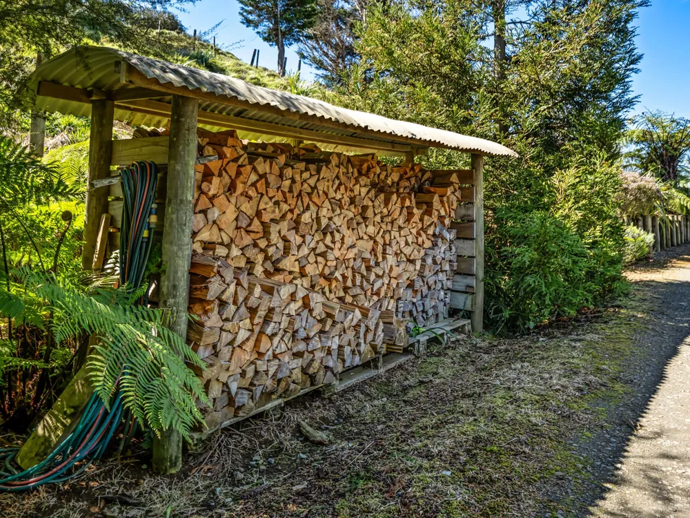 Photos of 193 Lindemann Road