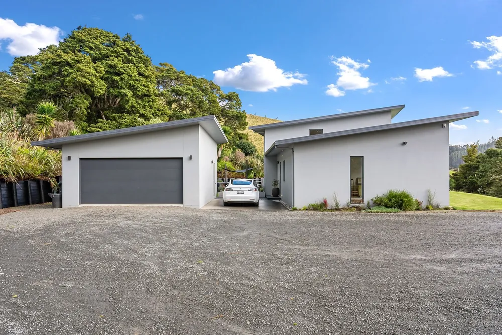 Photos of 198 Harris Road