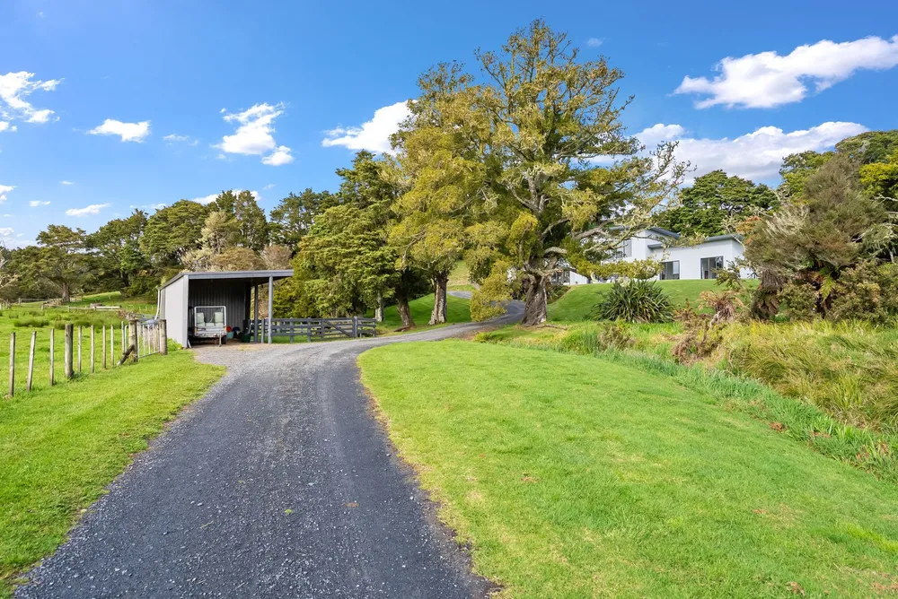 Photos of 198 Harris Road