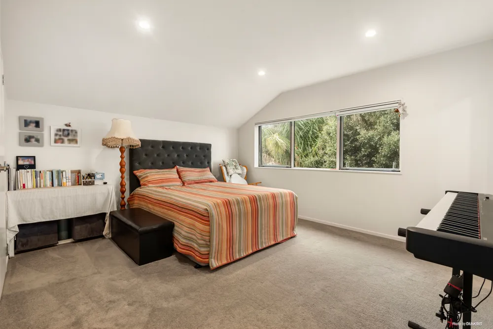 Photos of 14B Coniston Avenue