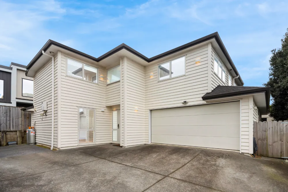 Photos of 14B Coniston Avenue