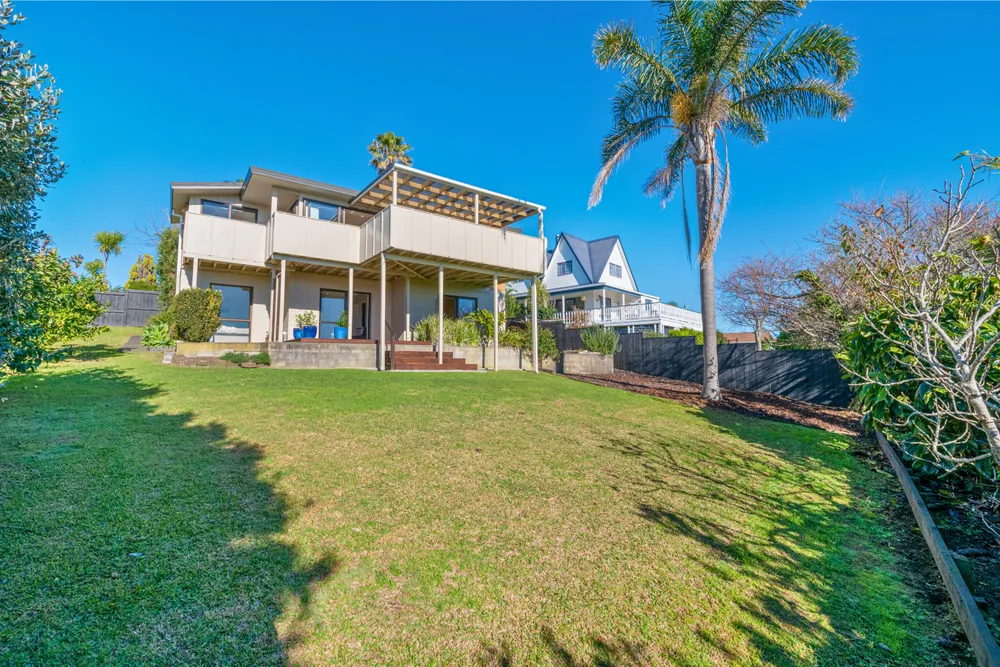 Photos of 24 Halldene Terrace