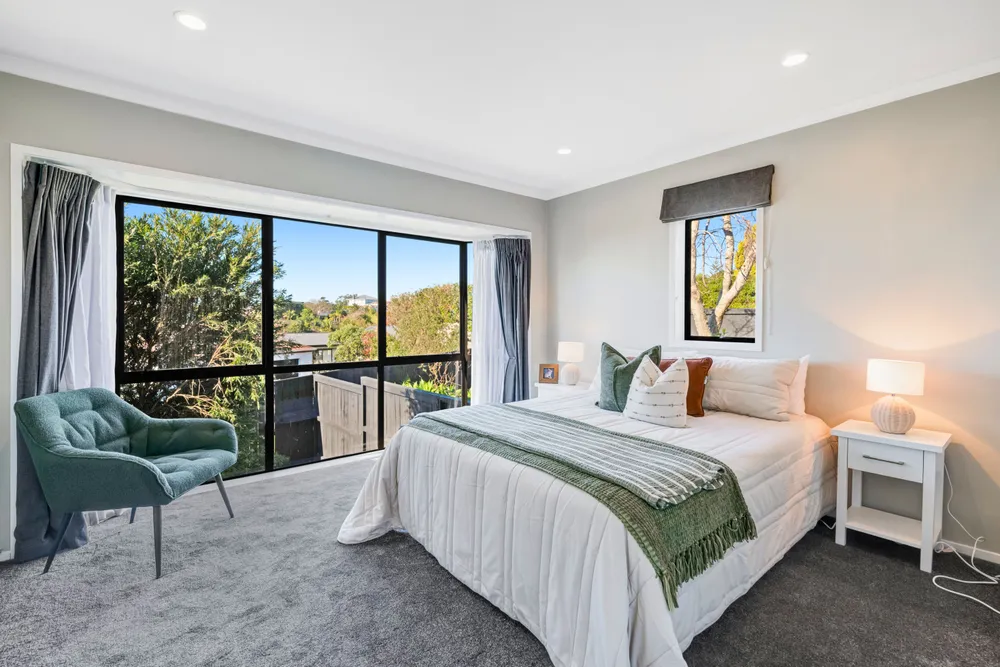 Photos of 24 Halldene Terrace