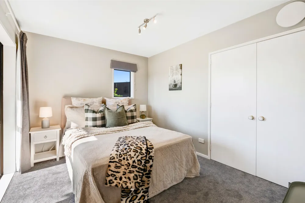 Photos of 24 Halldene Terrace