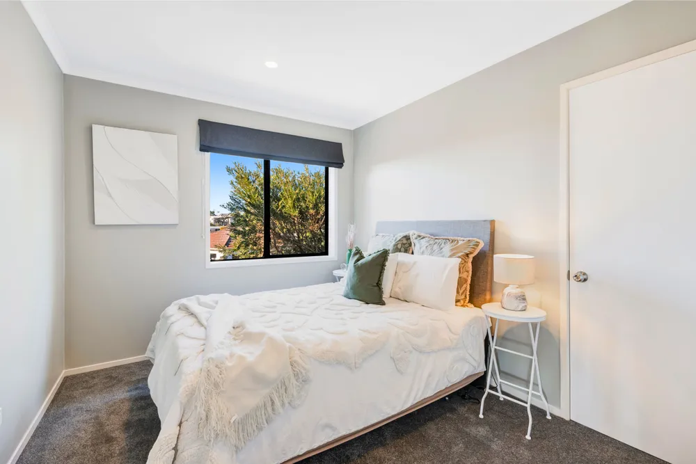 Photos of 24 Halldene Terrace