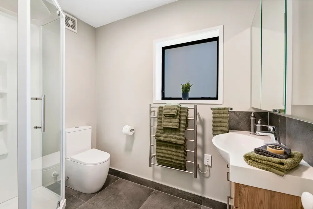 Photos of 24 Halldene Terrace