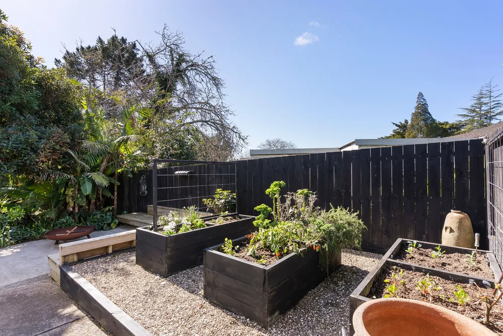 Photos of 4 Konini Road