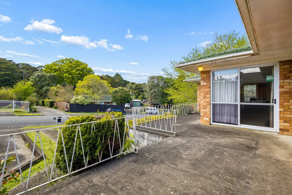 Photos of 50 Scenic Drive