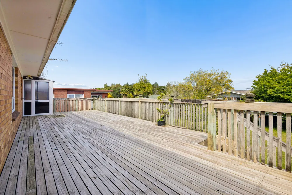 Photos of 50 Scenic Drive