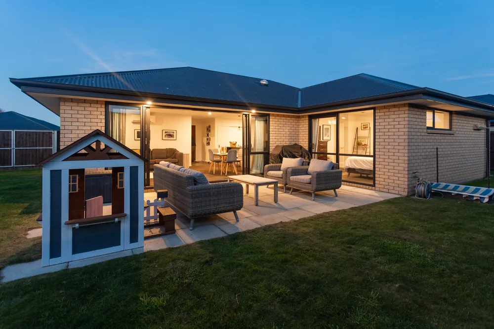 Photos of 31 Durells Crescent