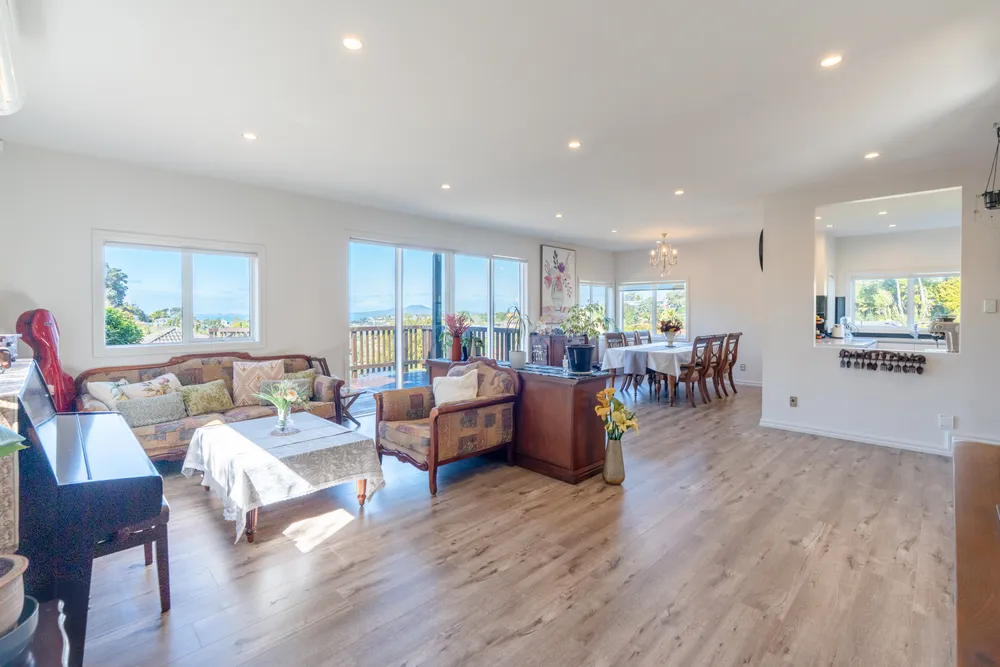 Photos of 8 Wisteria Way