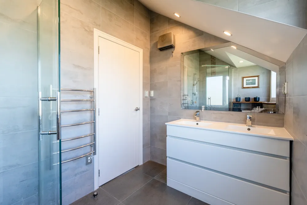 Photos of 8 Wisteria Way