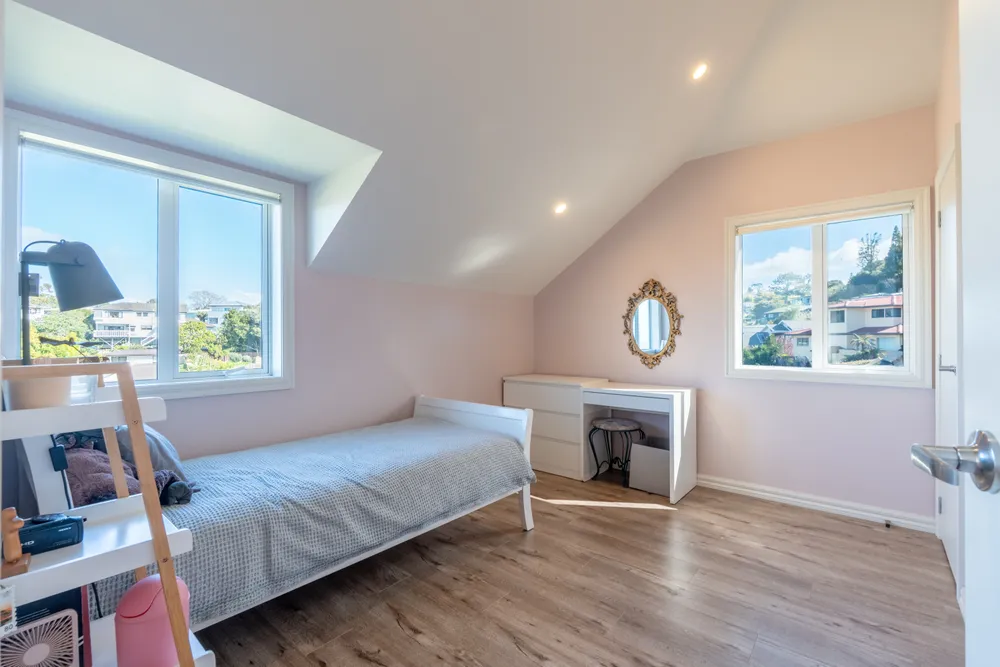 Photos of 8 Wisteria Way