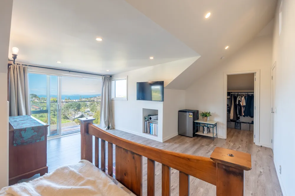 Photos of 8 Wisteria Way
