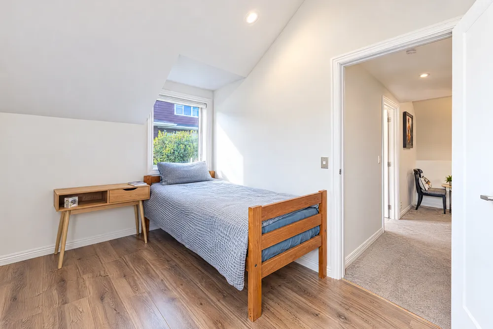 Photos of 8 Wisteria Way