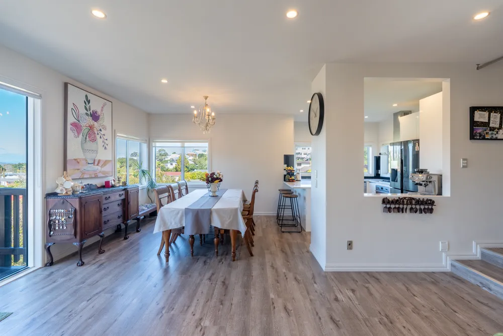 Photos of 8 Wisteria Way