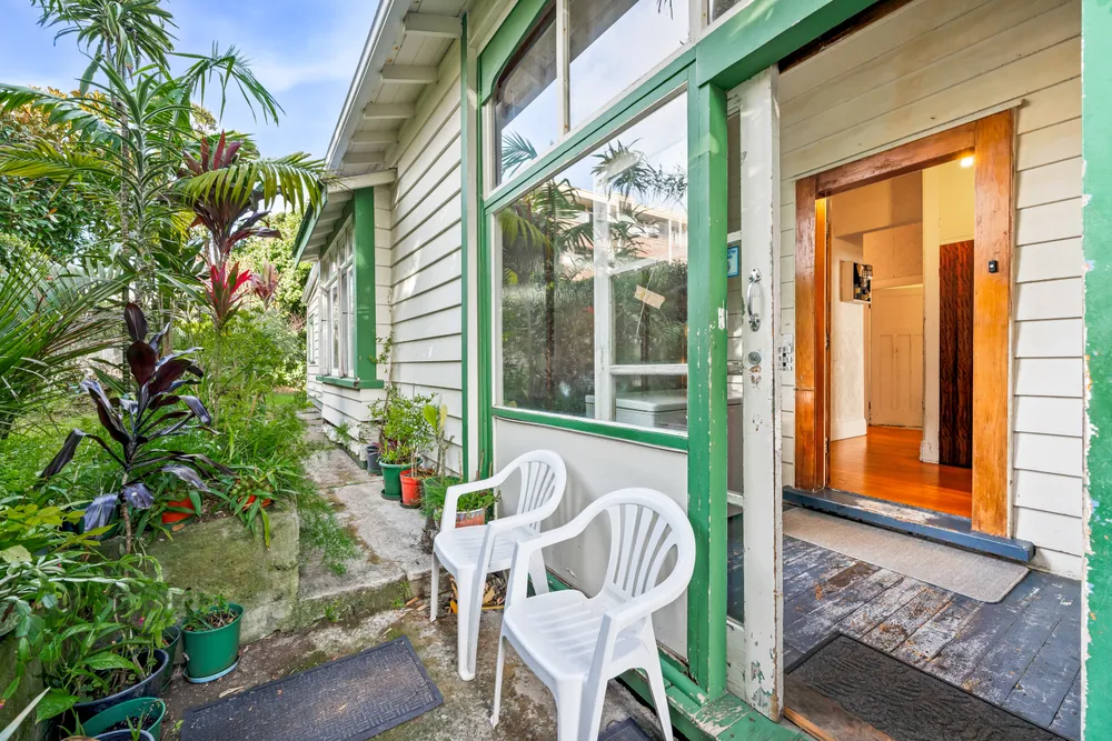 Photos of 35 Edenvale Crescent
