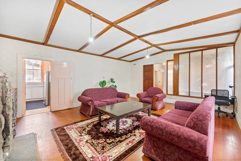 Photos of 35 Edenvale Crescent