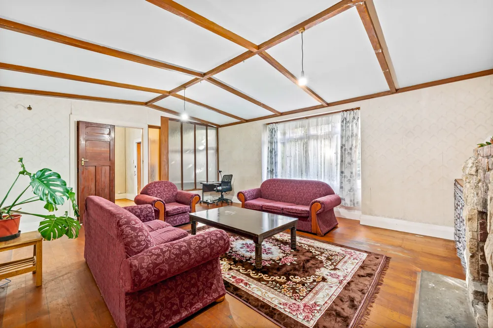 Photos of 35 Edenvale Crescent