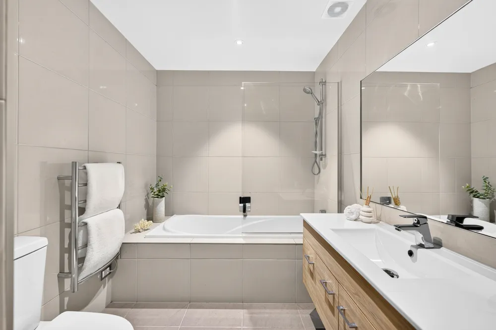 Photos of 18 Meteor Road