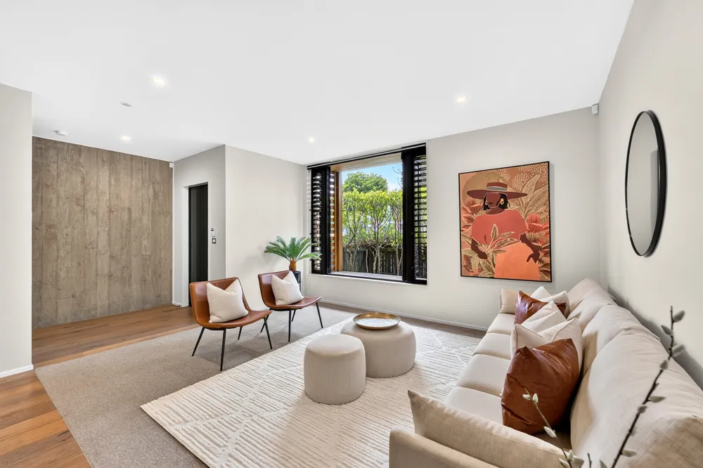 Photos of 18 Meteor Road