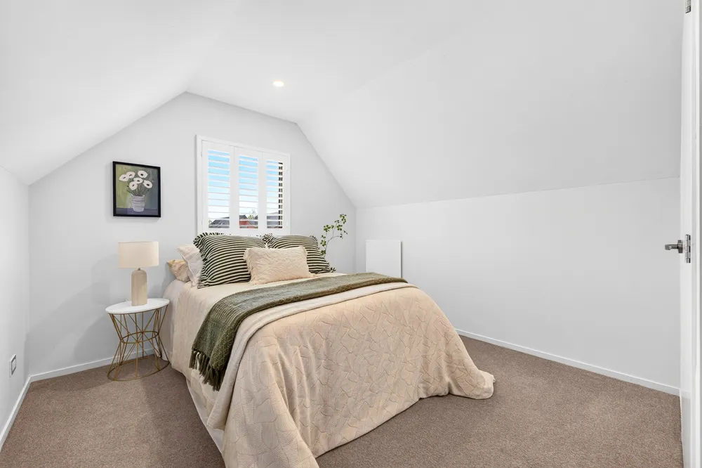Photos of 18 Meteor Road
