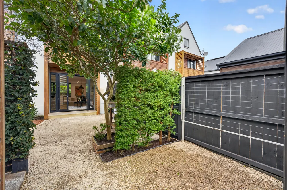 Photos of 18 Meteor Road