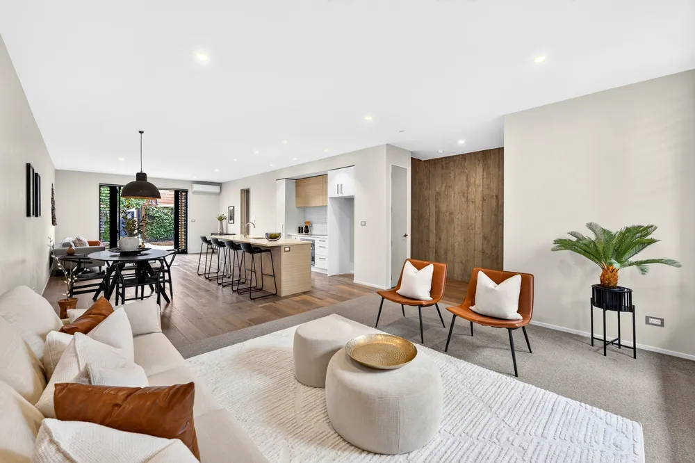 Photos of 18 Meteor Road