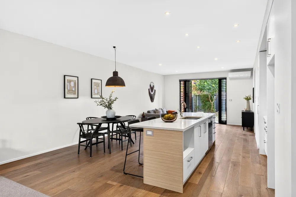 Photos of 18 Meteor Road