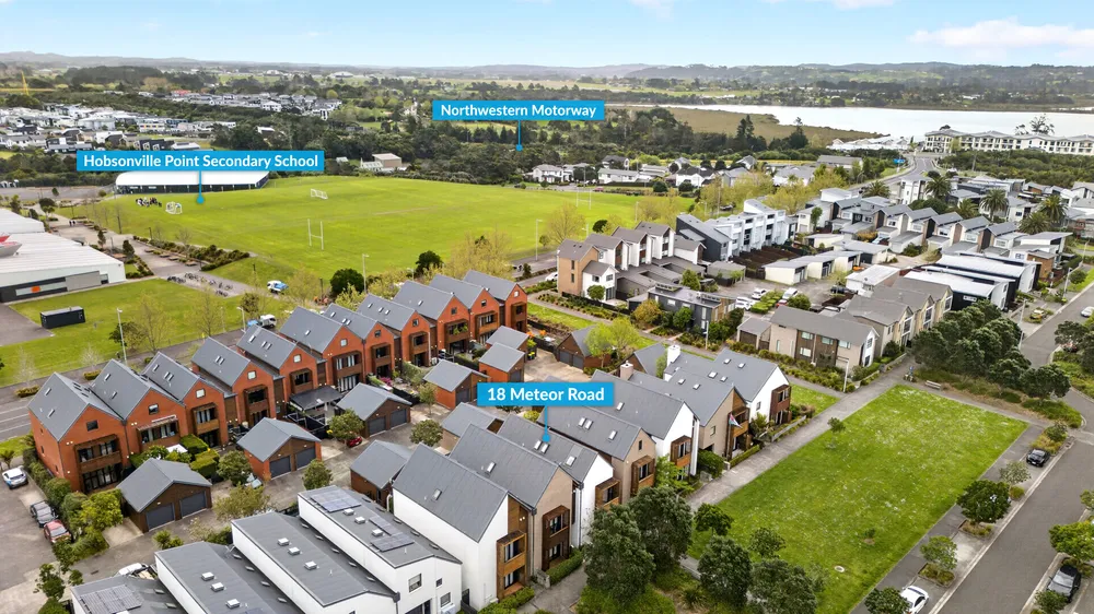Photos of 18 Meteor Road
