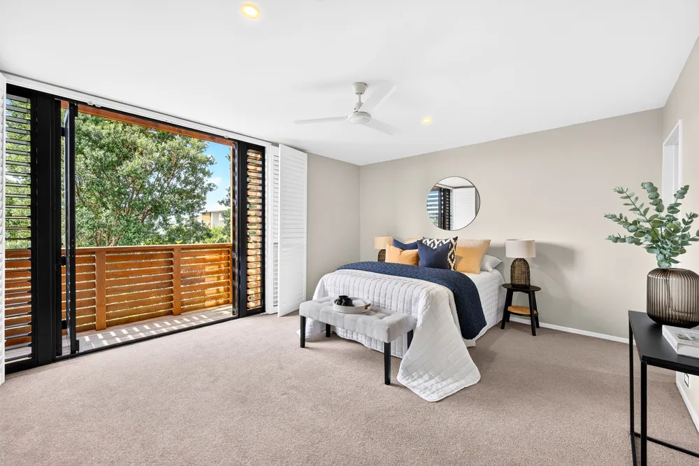 Photos of 18 Meteor Road