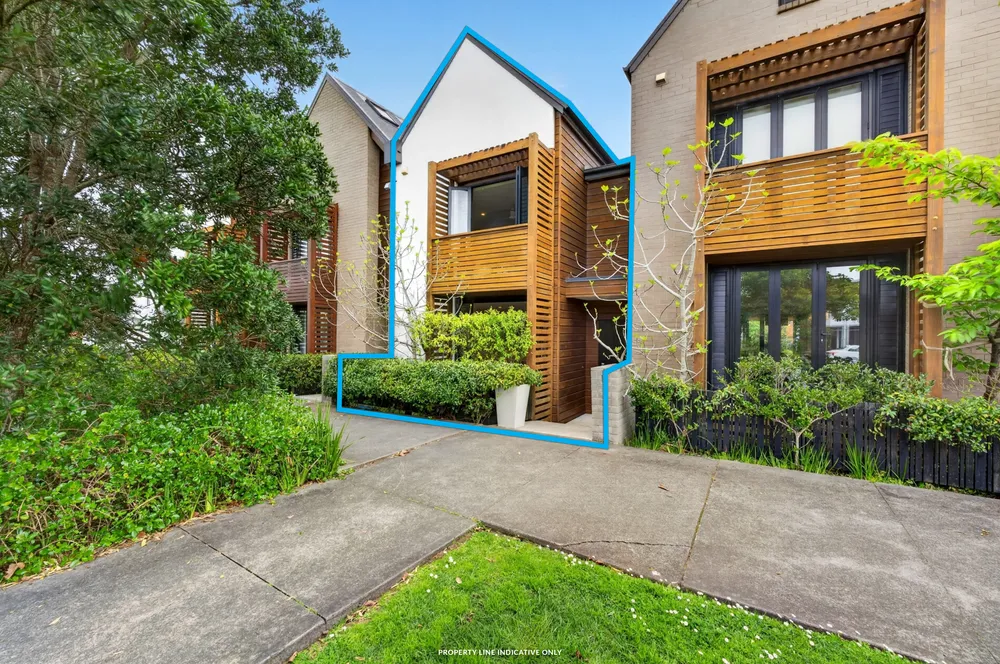 Photos of 18 Meteor Road