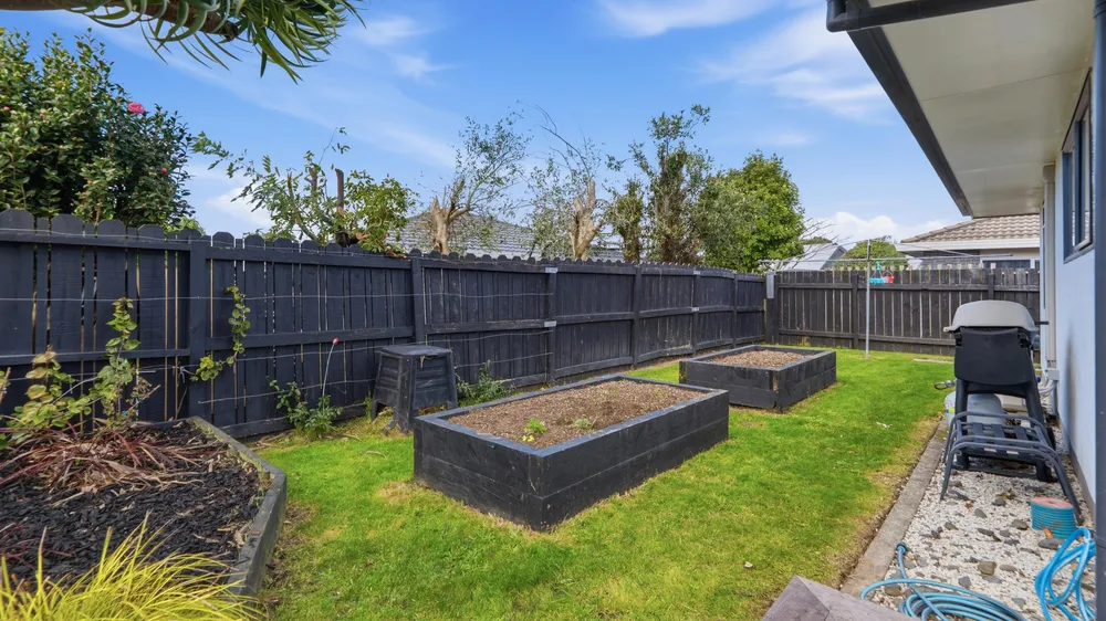 Photos of 19 Lantana Place