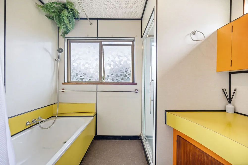 Photos of 35 Isola Street