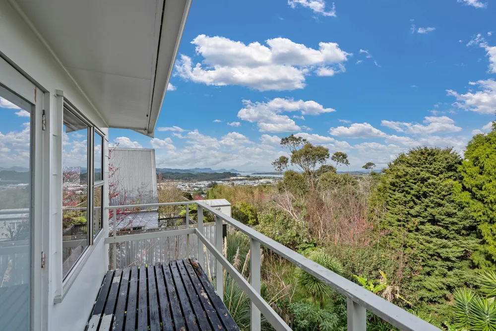 Photos of 35 Isola Street