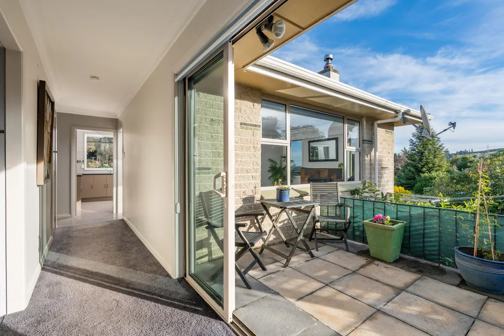 Photos of 100 Barr Street