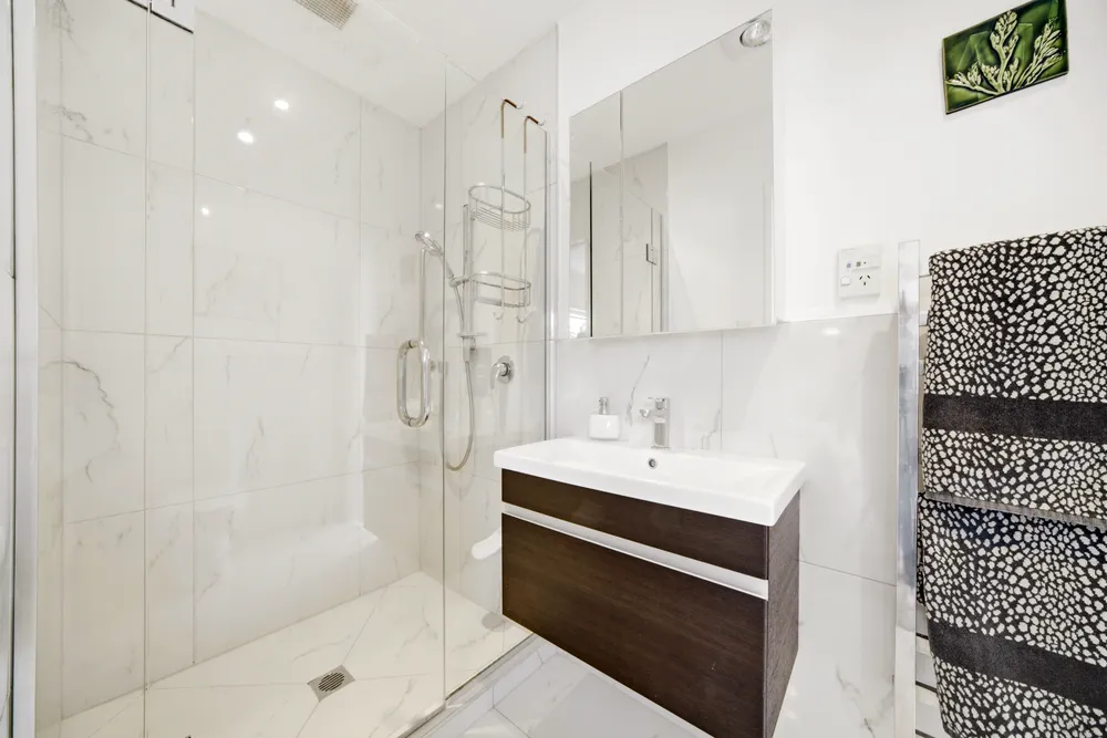 Photos of 10 Obelin Close