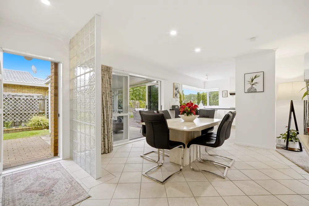 Photos of 10 Obelin Close