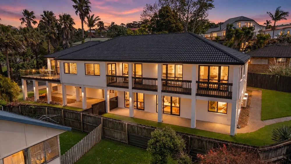 Photos of 20 Admiralty Rise