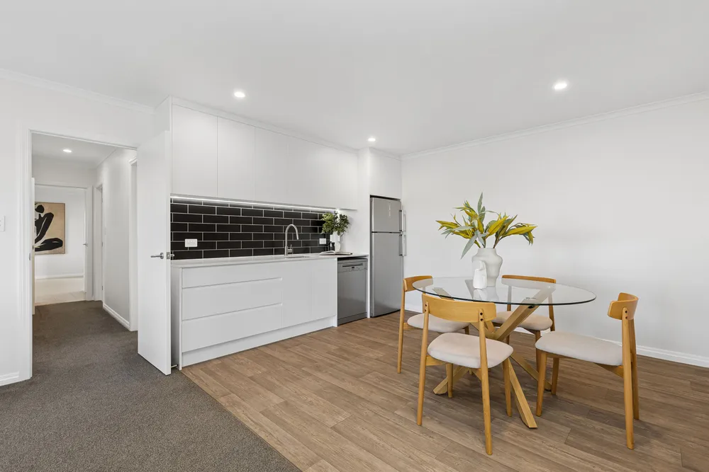Photos of 20 Admiralty Rise
