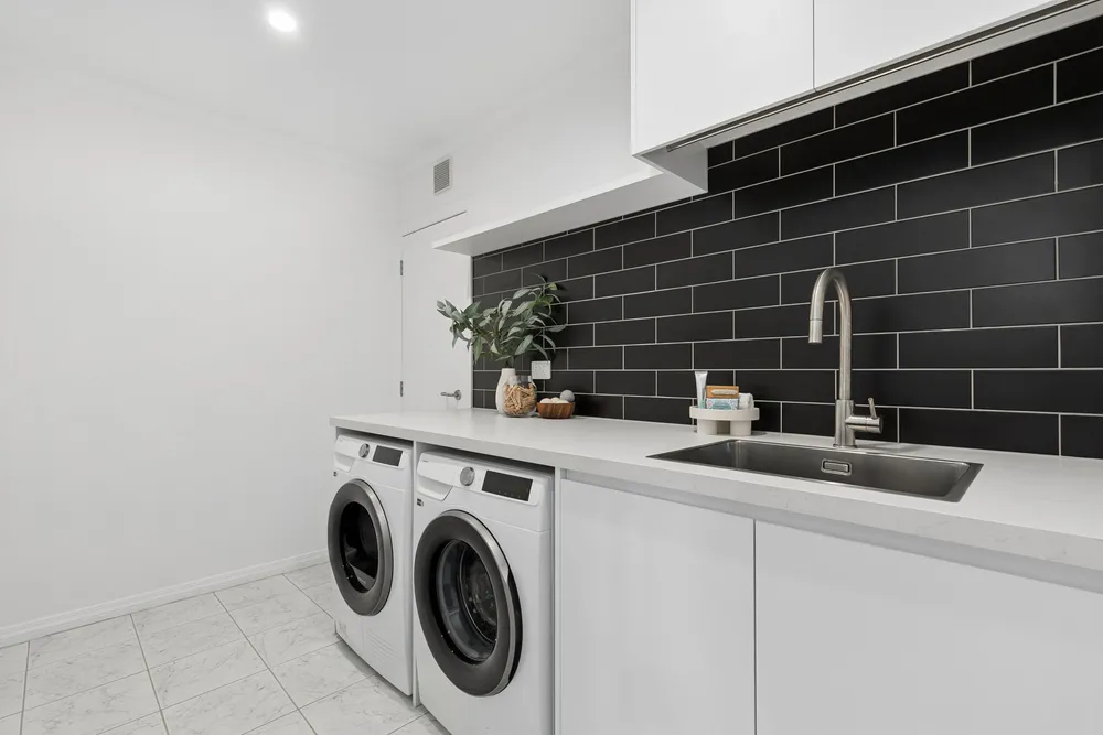 Photos of 20 Admiralty Rise