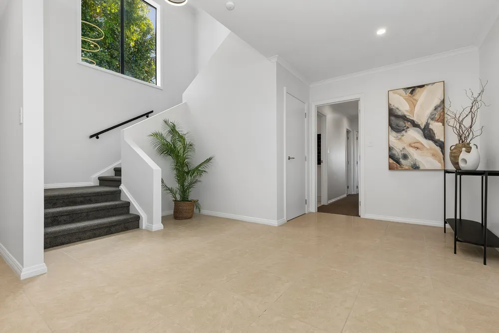 Photos of 20 Admiralty Rise